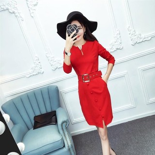 [181023] ĐẦM ĐỎ NÚT BỌC KÈM NỊT