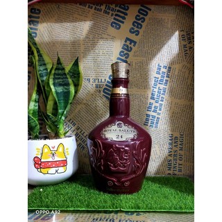 VỎ CHAI RƯỢU CHIVAS 24, [NEW 99%]