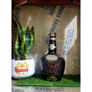 Vỏ chai chivas 21 đời cổ