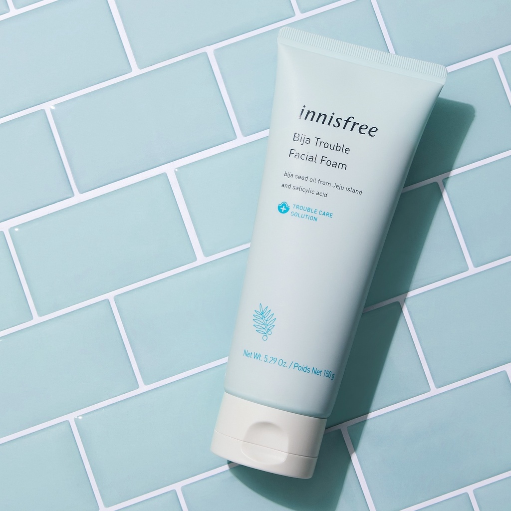 Sữa rửa mặt dành cho da mụn innisfree Bija Trouble Facial Foam 150g