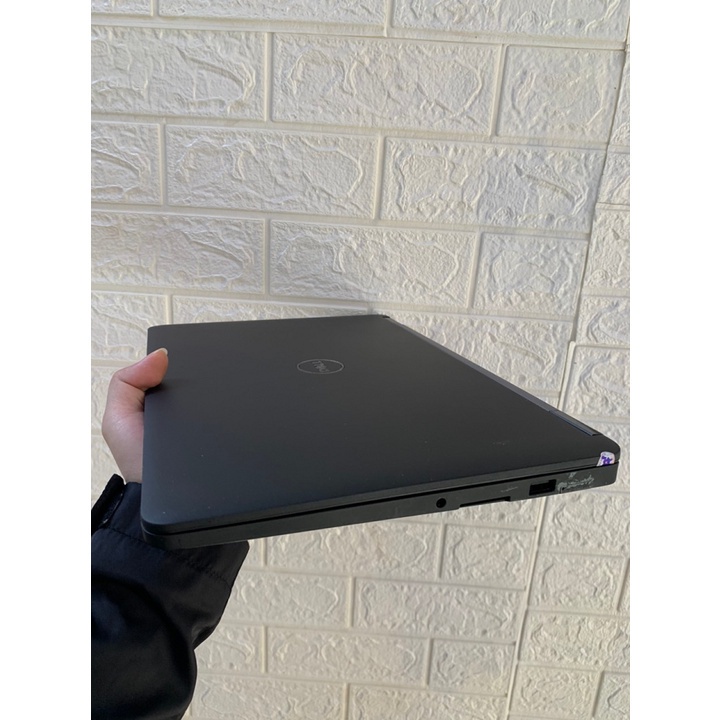 Laptop Cũ Dell Latitude e7270 Core i5-6300U/ RAM 8G/ Ổ SSD 256GB/ MÀN 12.5 Full HD IPS