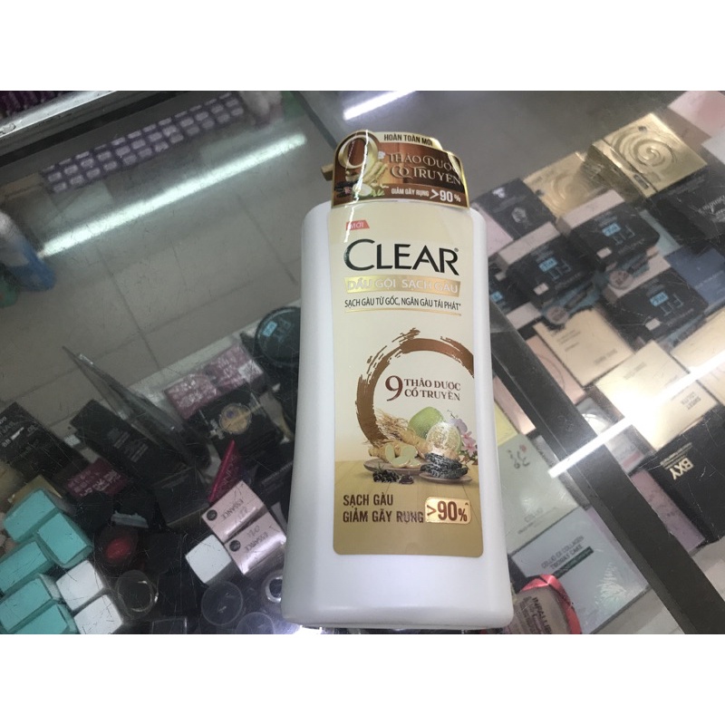 Dầu Gội Clear 630g thảo dược