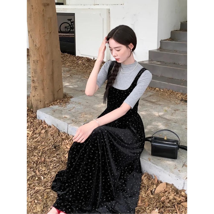 Set Áo Thun Cổ Cao + Đầm Nhung Sát Nách Phong Cách Mùa Thu Mới Cho Nữ