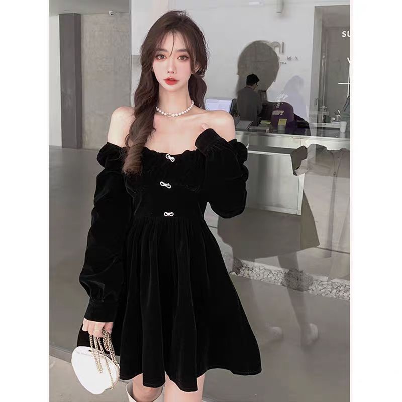 Đầm nhung tay phồng kết nơ đá xinh xắn