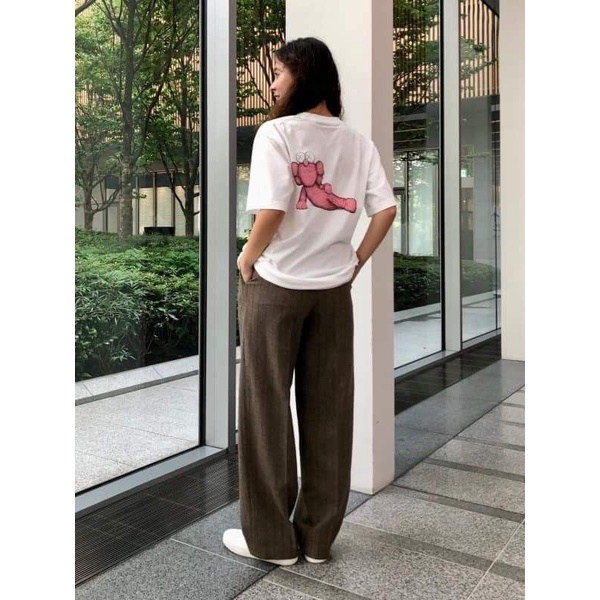 Áo thun họa tiết KAWS UT UNI.QLO