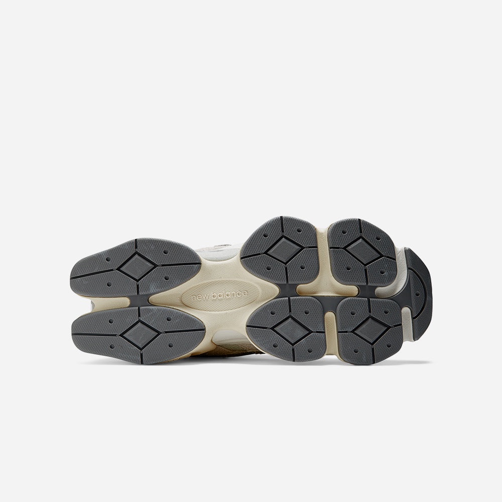 Giày sneaker unisex New Balance 9060 / Hairy Suede - U9060HSC