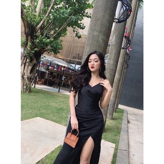 Đầm Dài Lụa 4 Dây Cổ V Xẻ Tà Nhún