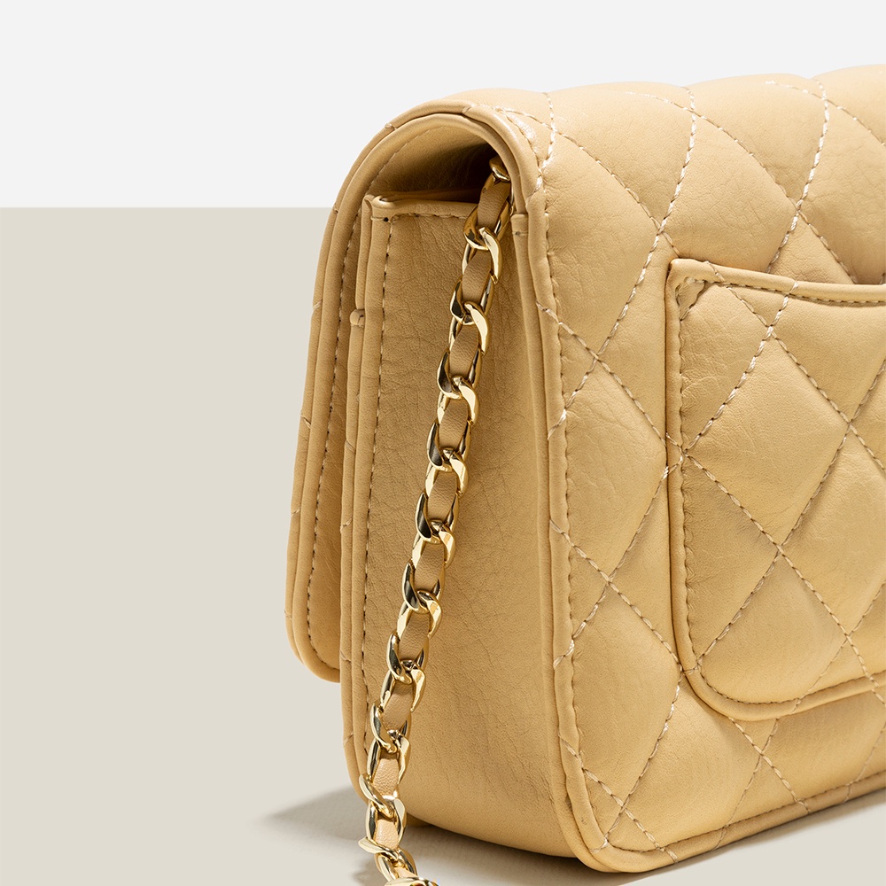 Vasscara Túi Xách Chần Bông Quai Dây Phối Xích - SHO 0221