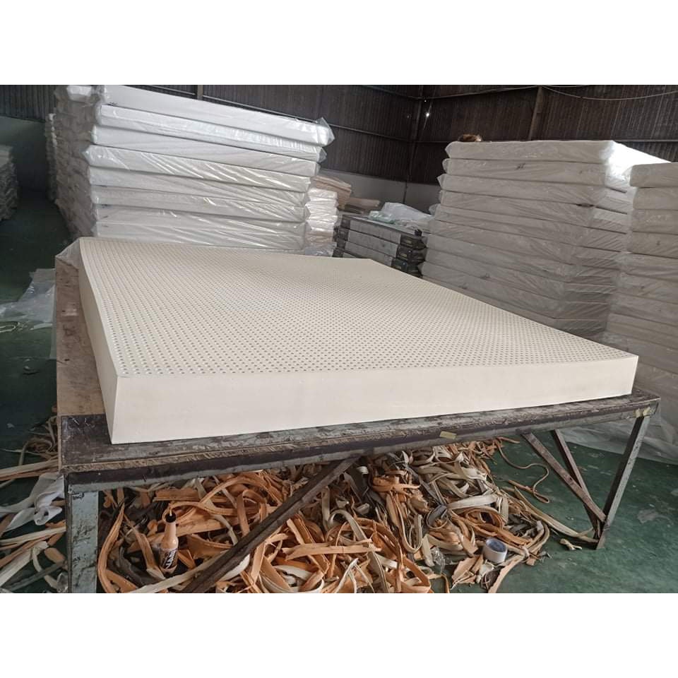 Nệm Cao Su Thiên Nhiên hàng trưng bày  size 1m4 x2m x10cm