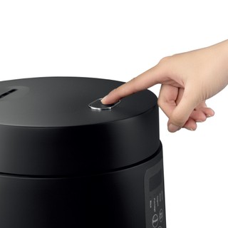 Nồi cơm điện Lock&Lock Compact Rice Cooker 1.2L màu đen EJR346BLK