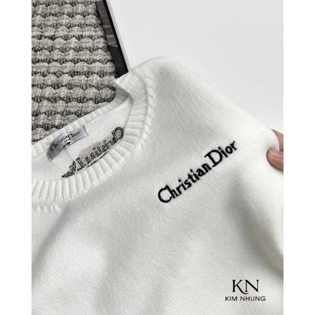 Áo len dài tay chữ C hàng QCL1