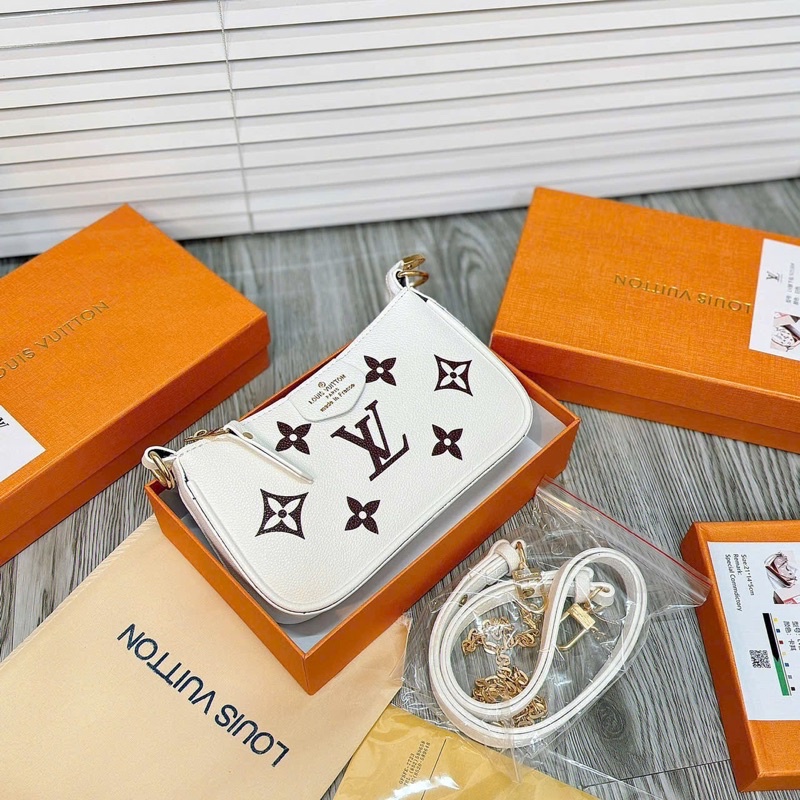 Túi đeo chéo ,kẹp nách size 19 full box