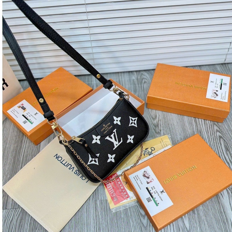 Túi đeo chéo ,kẹp nách size 19 full box