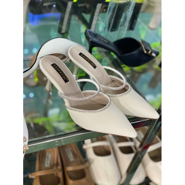 Sục gót nhọn quai đá sang xịn