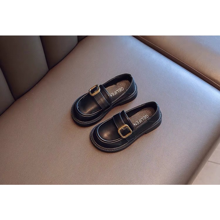 BBW2665 - Giày Loafer tag đồng 2 màu đen / kem size 26 - 36