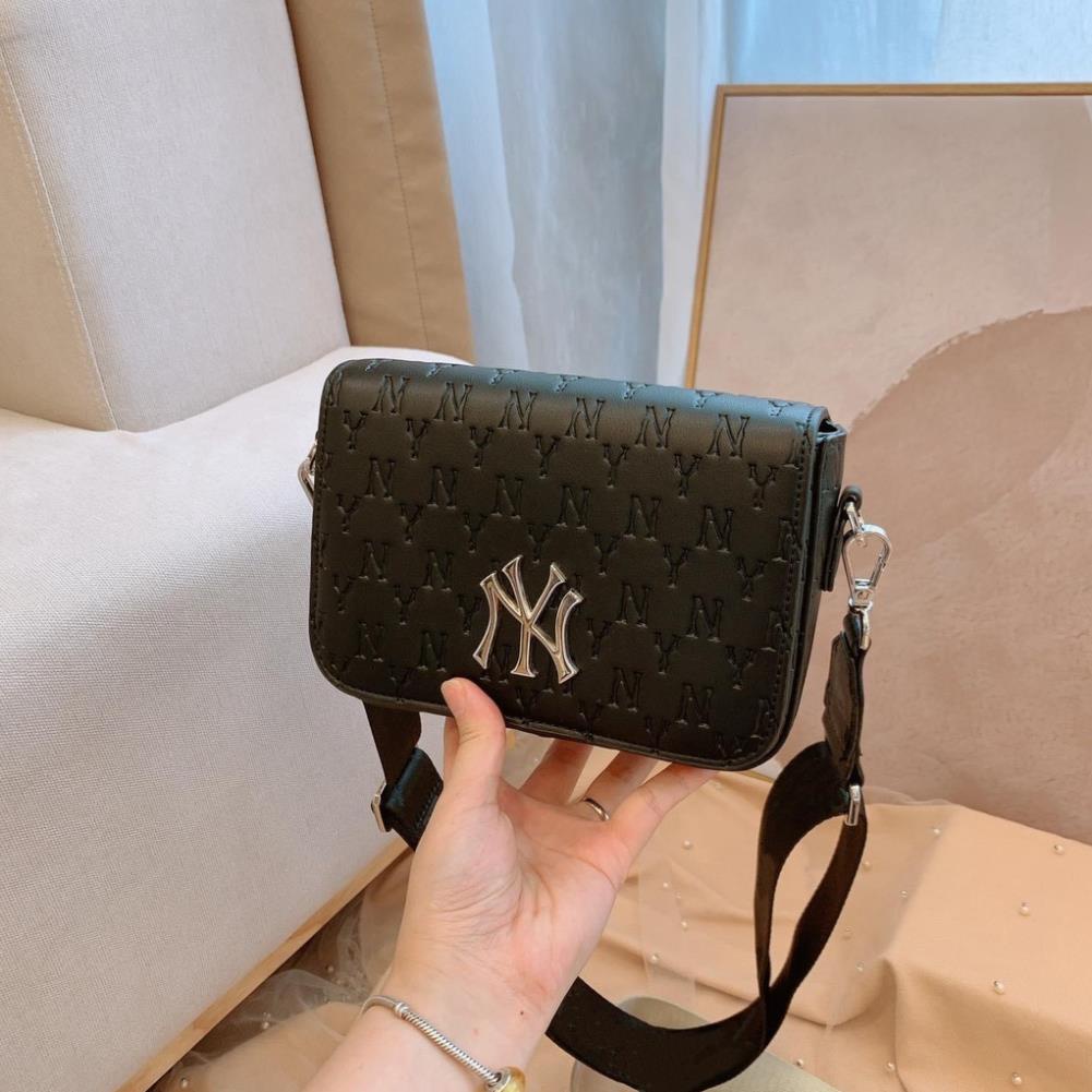 Ok Túi xách nữ đẹp đi chơi túi chéo nữ dáng xinh thiết kế thanh lịch 2 màu trắng đen cá tính !!! TN09