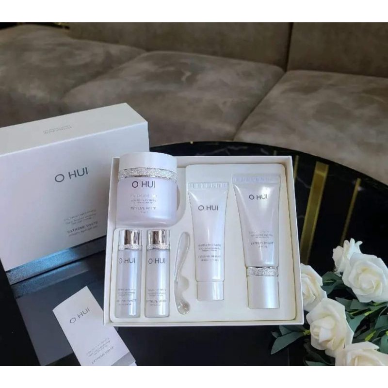 Sét Kem dưỡng Ohui Trắng Extreme White dưỡng trắng da mờ nám sạm tàn nhang