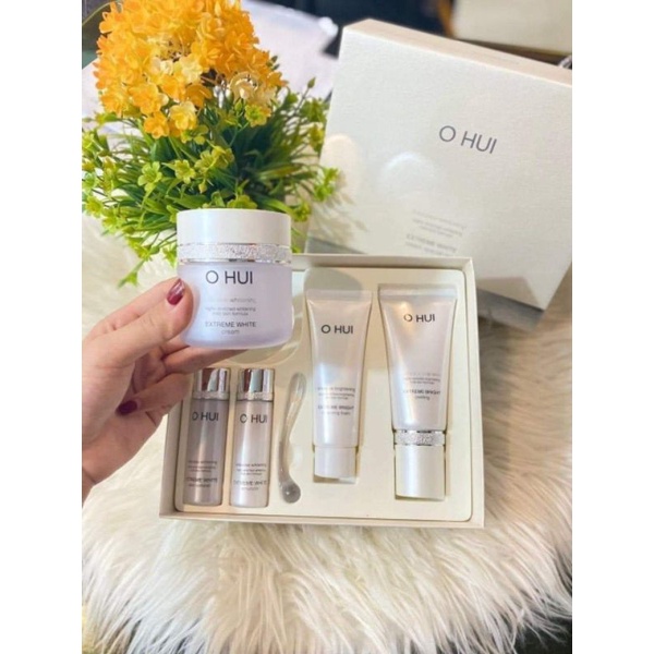 Sét Kem dưỡng Ohui Trắng Extreme White dưỡng trắng da mờ nám sạm tàn nhang