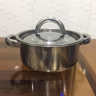 Nồi inox nấu bếp tiện lợi. Nồi inox an toàn cao cấp 18cm