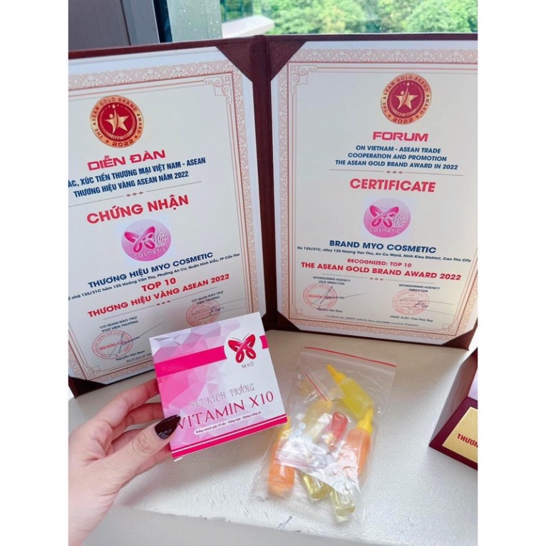 Bộ Kích Trắng X10 Vitamin Làm Trắng Mạnh Gấp 10 Hộp Như Hình .