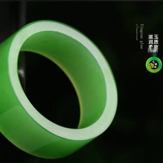 Jade Nhẫn Đá Ngọc Bích Màu Xanh Lá Thiên Nhiên Cho Nam Và Nữ