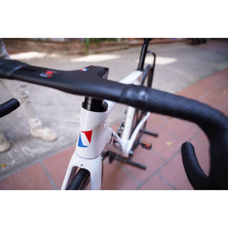 Xe Đạp Nesto Kangaroo | Full Carbon, Groupset Tiagra 4700