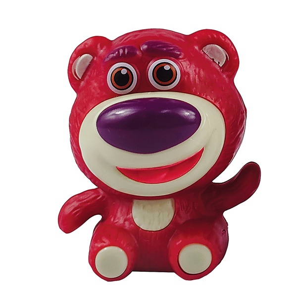 Trang trí gấu Lotso ngồi giơ tay