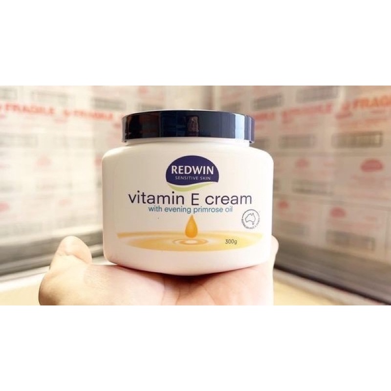 Kem dưỡng ẩm Vitamin E Úc,kem dưỡng ẩm da vitamin E Redwin Sentive Skin,dưỡng ẩm,trắng da me4conshop