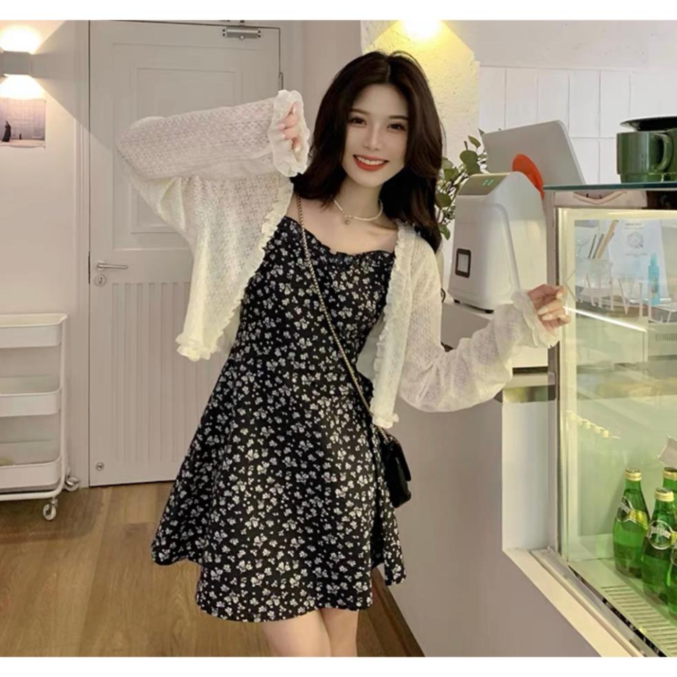Set váy 2 dây hoa nhí đen kèm áo khoác cadigan ren hoa Ulzzang