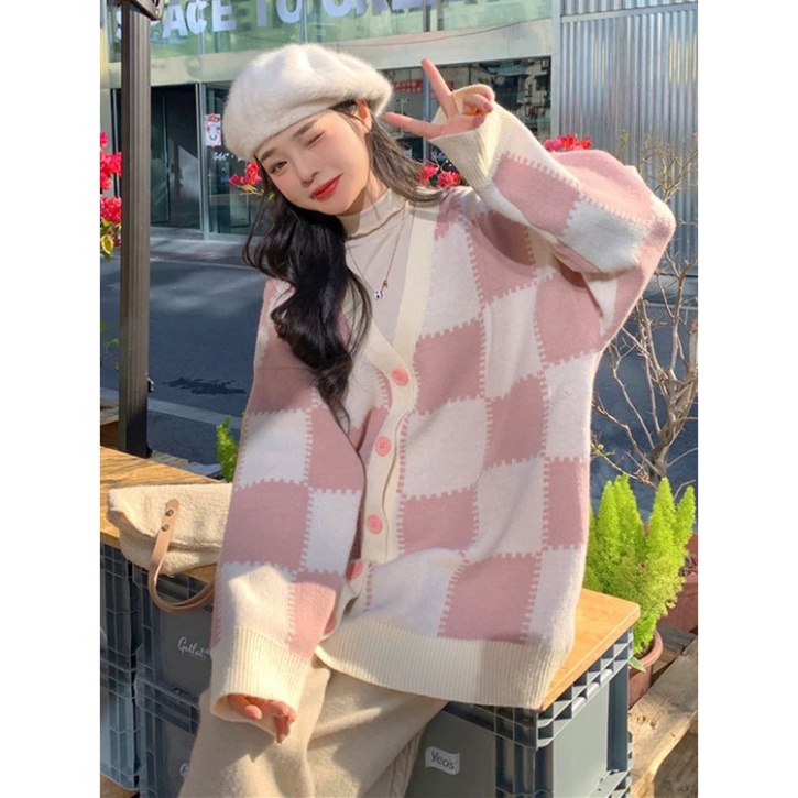 Áo khoác cardigan nữ họa tiết ô vuông màu hồng trắng, Cardigan len form rộng dày dặn mặc mùa đông 1