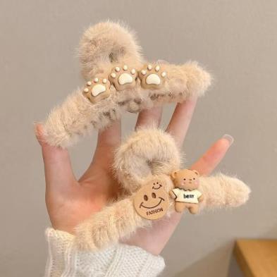 Kẹp cào tóc gắn lông cho nữ, kẹp cá mập đính hình gấu chân mèo màu nâu dễ thương