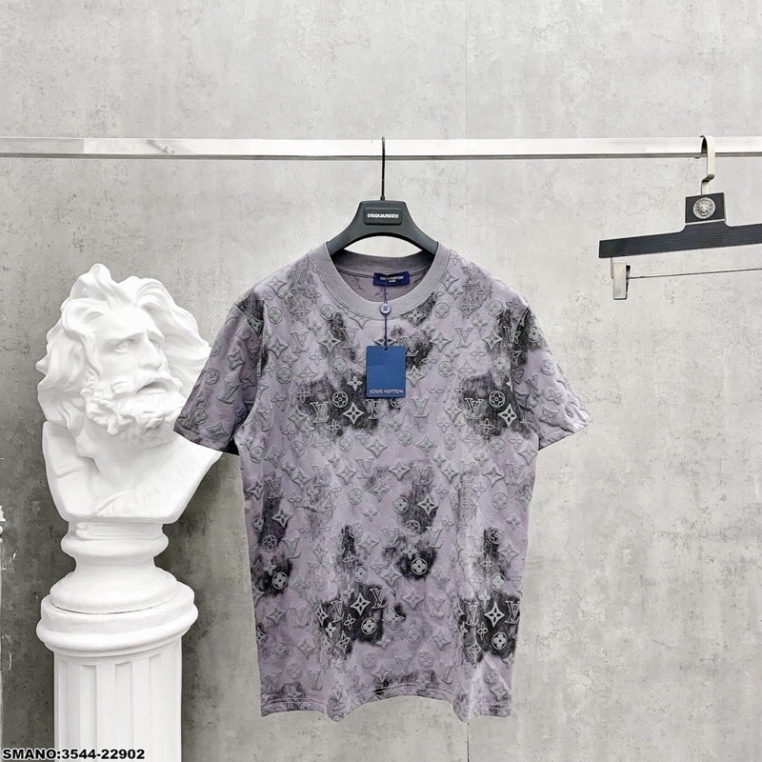 Áo Phông LV Phối Màu Loang Hoạ Tiết Siêu Đẹp - Áo Thun LV Nam Dập Logo Nổi SPF