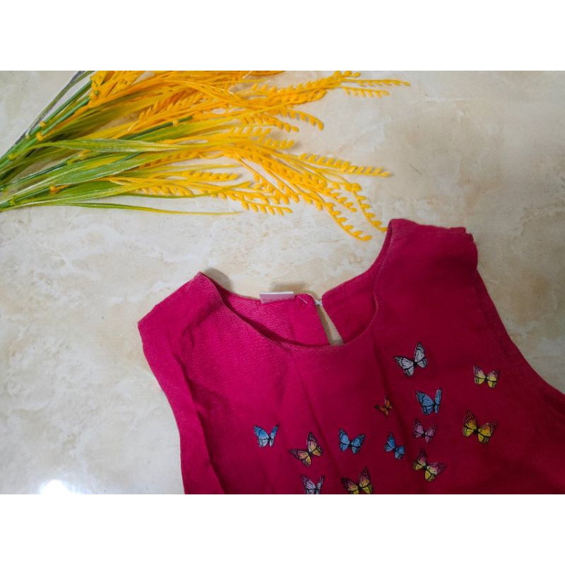 ĐẦM THÊU BÉ GÁI