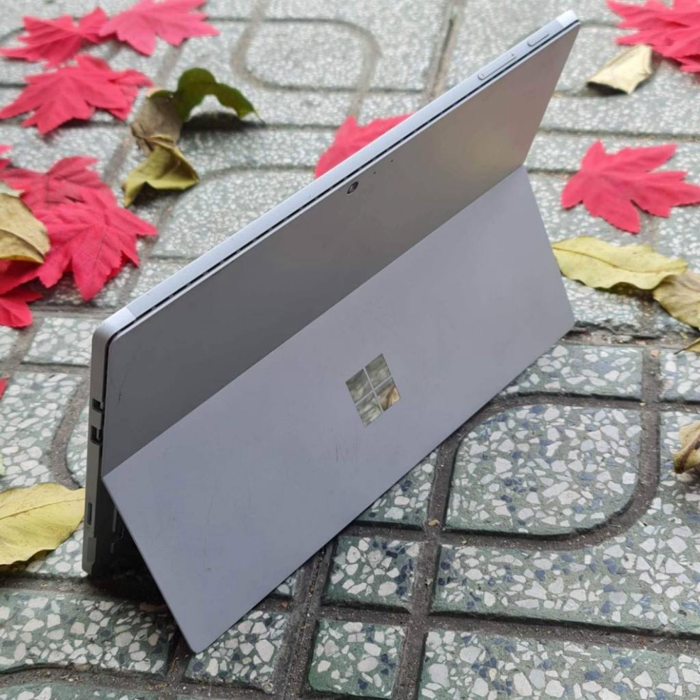 🔺 𝐒𝐮𝐫𝐟𝐚𝐜𝐞 𝐏𝐫𝐨 𝟕- 𝐏𝐫𝐨 𝟔 Kèm Bàn Phím