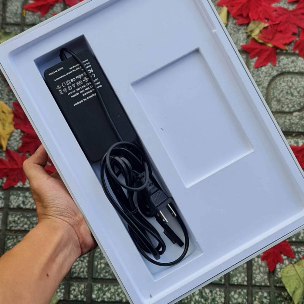 🔺 𝐒𝐮𝐫𝐟𝐚𝐜𝐞 𝐏𝐫𝐨 𝟕- 𝐏𝐫𝐨 𝟔 Kèm Bàn Phím