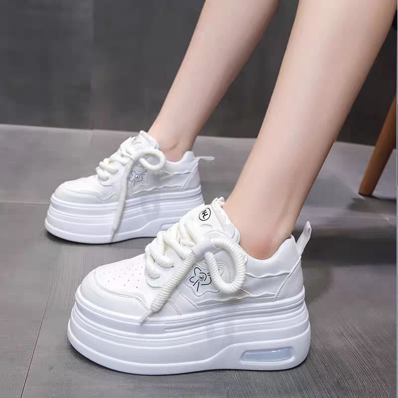 Giày Thể Thao Đế Dày Màu Trắng Thiết Kế Mới Năng Động Thời Trang