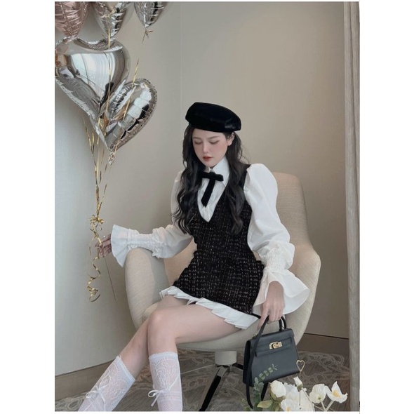 Set 2 món áo sơ mi + yếm xếp li nhung - bố