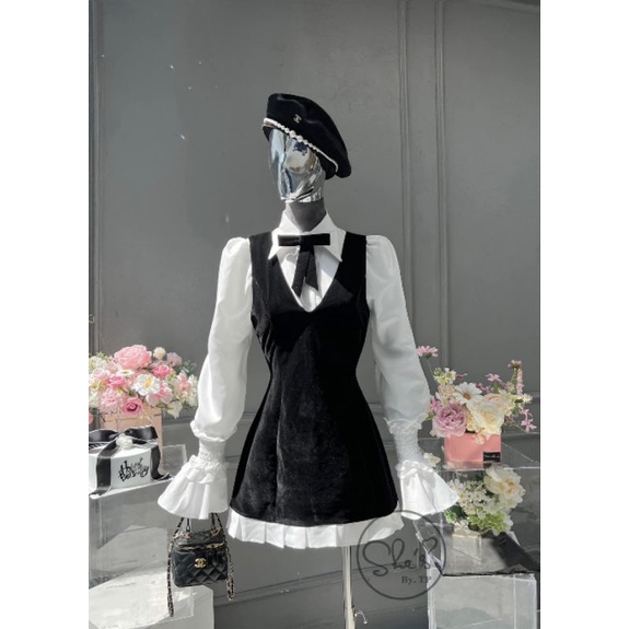 Set 2 món áo sơ mi + yếm xếp li nhung - bố