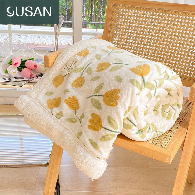 Chăn Nhung Lông Cừu Hai Lớp Dày Dặn Giữ Ấm Mùa Đông