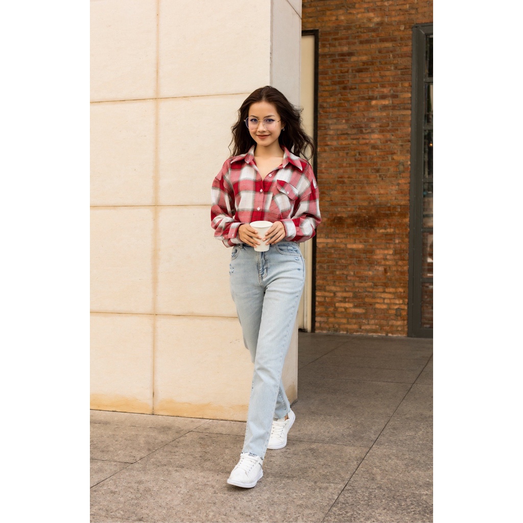 Áo Sơ Mi Nữ Caro Đỏ Sọc Lớn Dáng Oversize - Women's Oversized Red Caro Shirt with Wide Stripes. 123WN1034B2650