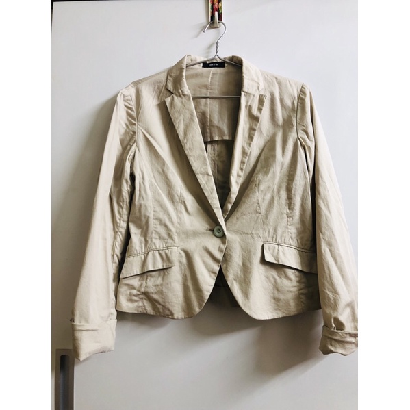 Áo khoác kaki dạng croptop hàng Nhật 29k/1 chiếc
