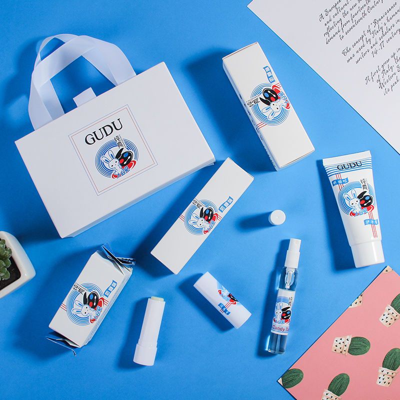 Nước Hoa / Son kem Hình Thỏ Trắng / Sữa Hương Thơm Nhẹ Nhàng Cho Nữ Sinh