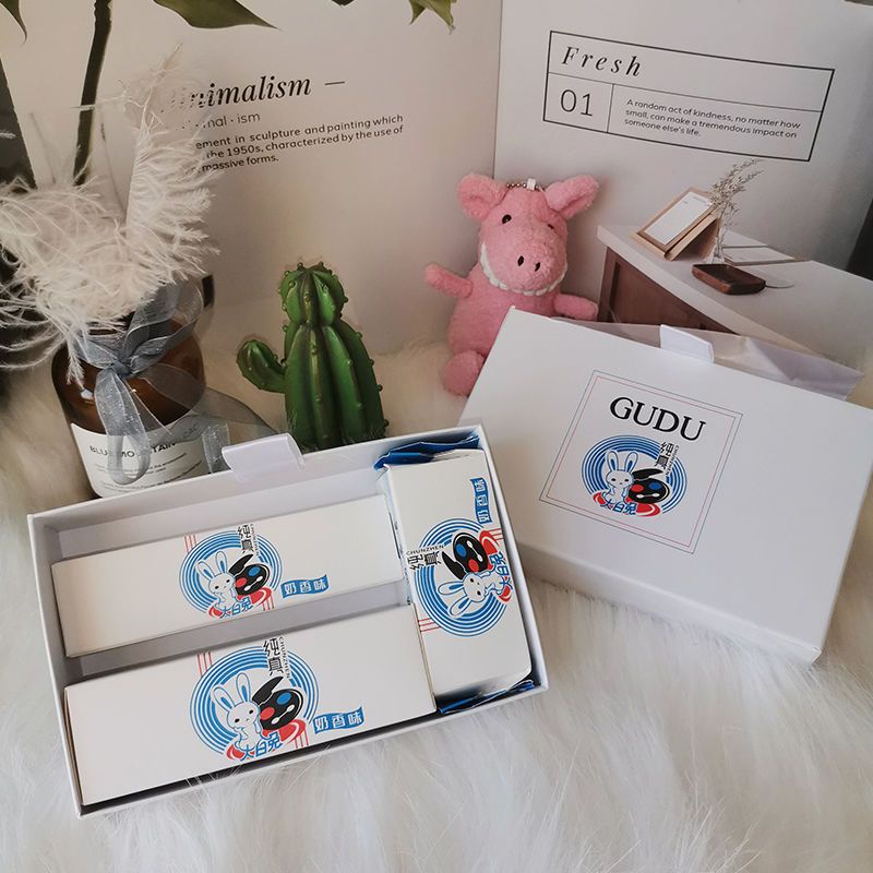 Nước Hoa / Son kem Hình Thỏ Trắng / Sữa Hương Thơm Nhẹ Nhàng Cho Nữ Sinh