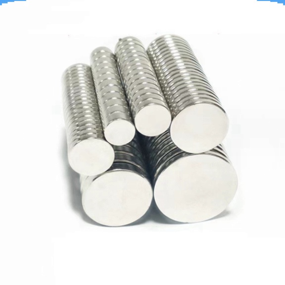 Nam châm đất hiếm tròn không lỗ đường kính 10-20mm