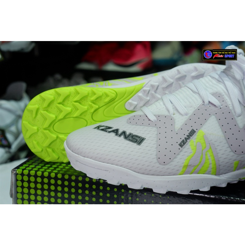 GIÀY BÓNG ĐÁ KAZANSI Ultra Ultimate pro TF - trắng xanh