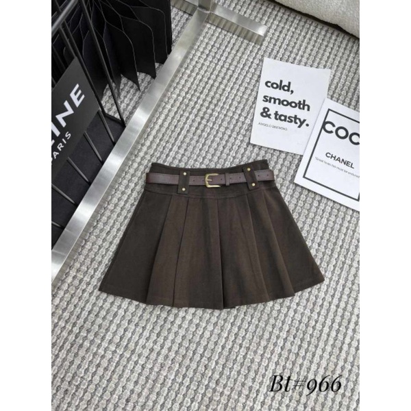 Chân váy dạ xếp ly hàng QC