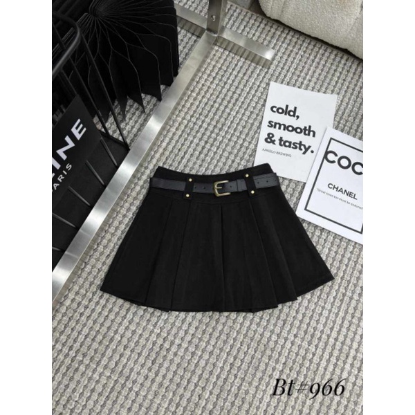 Chân váy dạ xếp ly hàng QC