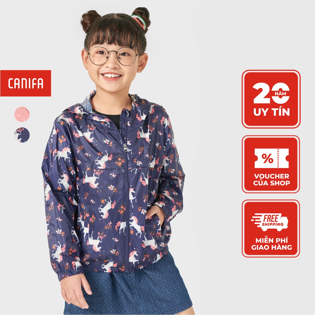 Áo khoác gió bé gái CANIFA có mũ túi hai bên họa tiết dễ thương 1OT22W003