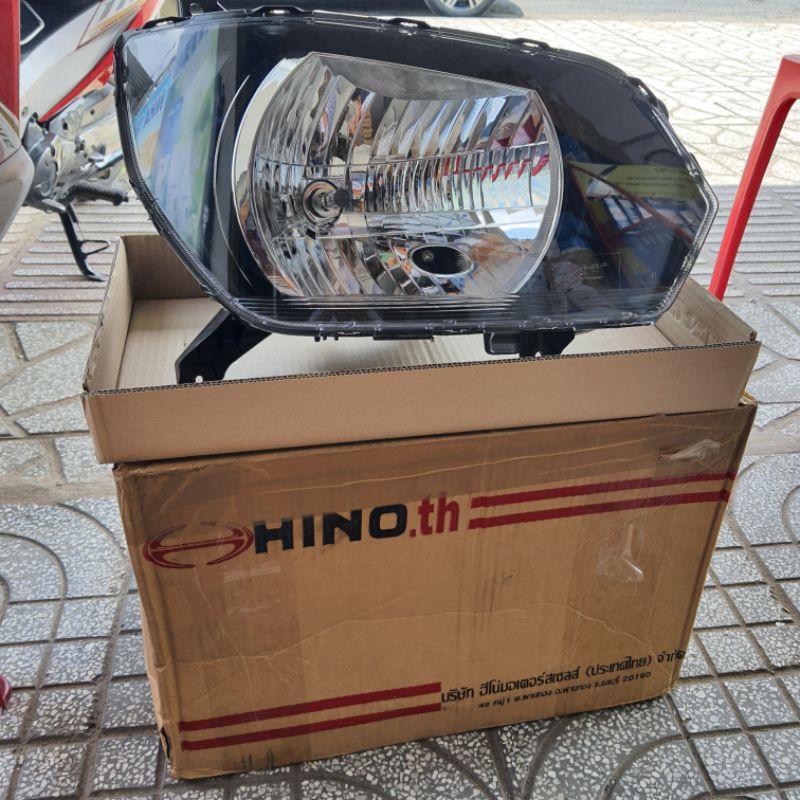 ĐÈN PHA HINO 500 EURO 4 CHUẨN XỊN THAILAN GIÁ 1 CÁI