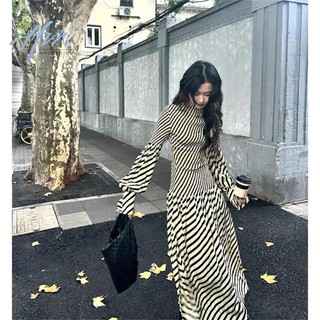 Đầm Dài Ngang Gối Họa Tiết Kẻ Sọc Thời Trang Thu Đông Phong Cách Hàn Quốc Chất Lượng Cao